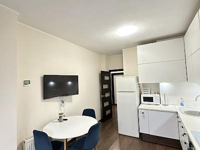 квартира за адресою Регенераторна вул., 4 к7