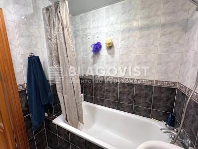 квартира за адресою Дніпровська набережна вул., 3