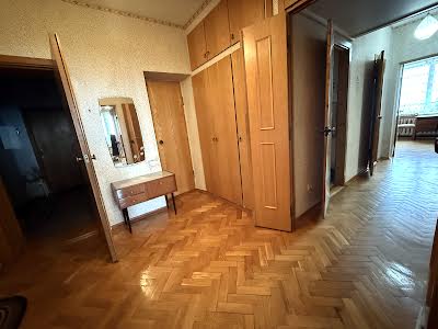 квартира по адресу Дарницкий бульв., 1