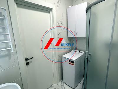 квартира за адресою Залізнична вул., 32