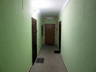 квартира по адресу Василия Тютюнника ул. (Анрі Барбюса), 5-Б