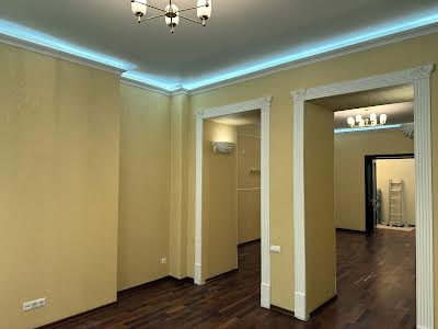квартира за адресою Гоголівська вул., 10