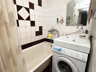 квартира по адресу Науки просп., 27