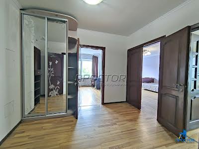 квартира по адресу Науки просп., 80-А/73
