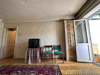 квартира за адресою Будівельників вул., 12-А
