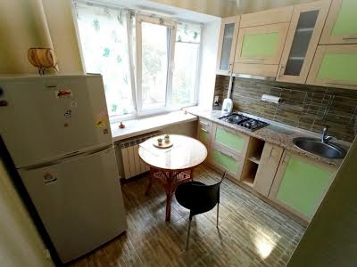 квартира по адресу Киев, Богдана Хмельницкого ул., 88-92