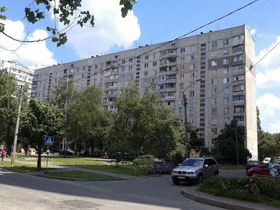 квартира за адресою Польова вул., 8