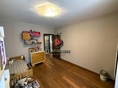 квартира за адресою Межигірська вул., 28
