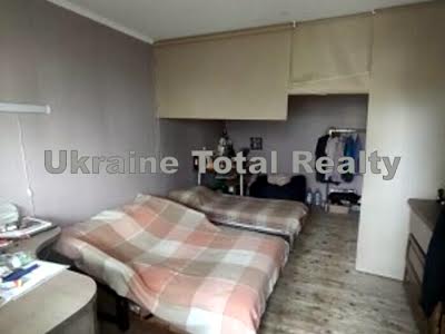 квартира за адресою Срібнокільська вул., 4