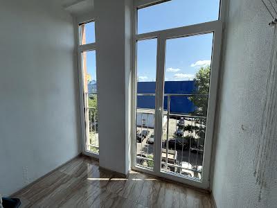 квартира за адресою Регенераторна вул., 4