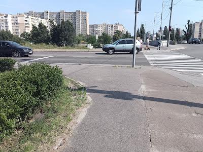 квартира за адресою Академіка Глушкова просп., 35