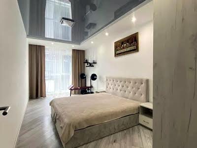 квартира по адресу Черновола просп., 16а