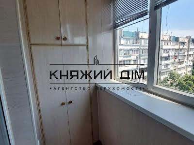 квартира за адресою Василя Касіяна вул., 2-Б