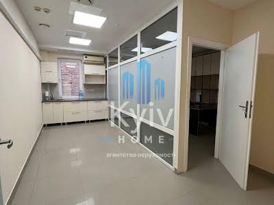 комерційна за адресою Басейна вул., 7