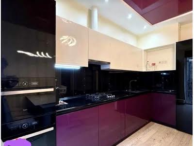 квартира за адресою Дегтярна вул., 11