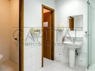 комерційна за адресою Березняківська вул., 29