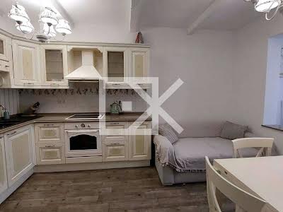 квартира за адресою Київ, Драгоманова вул., 4-А
