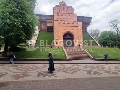 квартира за адресою Стрілецька вул., 7/6