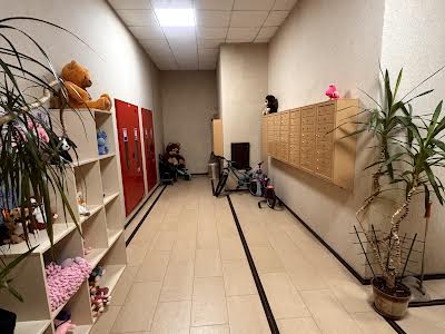 квартира за адресою Дегтярівська вул., 25к1