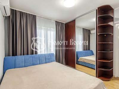 квартира по адресу Оболонский просп., 34