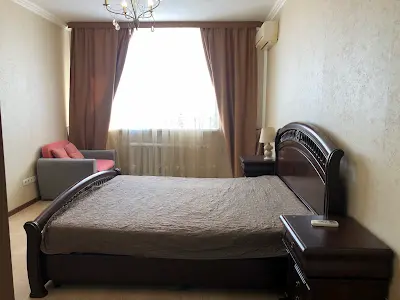 квартира за адресою Срібнокільська вул., 1