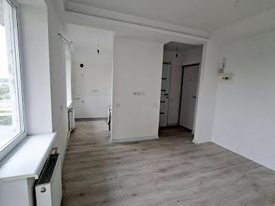 квартира за адресою Богатирська вул., 8