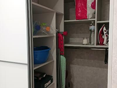 квартира за адресою Драгоманова вул., 10