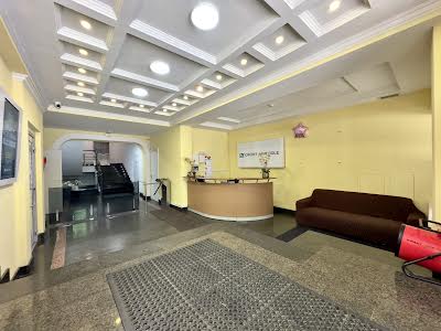 комерційна за адресою Олеся Гончара вул., 41