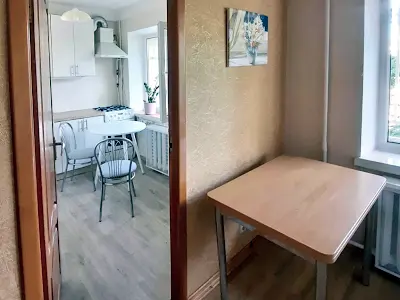квартира за адресою Ореста Левицького вул. (Академіка Курчатова), 3