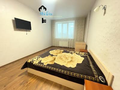квартира за адресою Боголюбова вул., 33