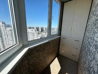 квартира по адресу Миколы Бажана просп., 14