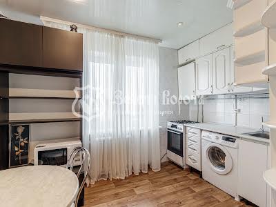 квартира по адресу Оболонский просп., 34