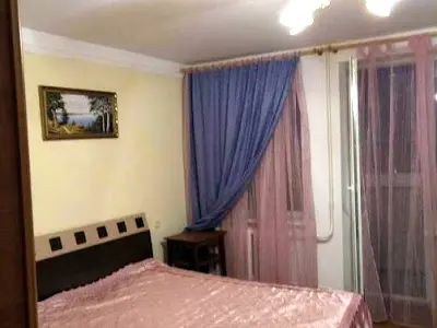 квартира за адресою Празька вул., 17