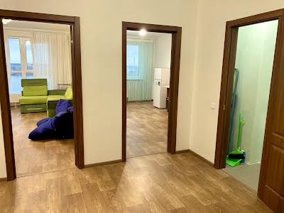 квартира по адресу Ревуцкого ул., 40-Г