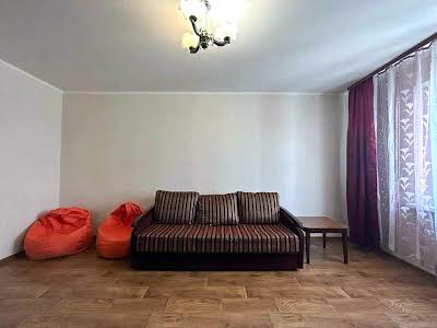 квартира по адресу Ревуцкого ул., 54