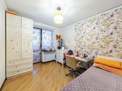 квартира по адресу Верховинца Василия ул., 10