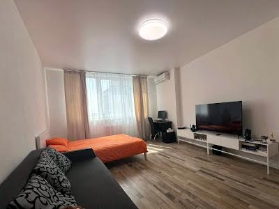 квартира за адресою Олени Пчілки вул., 8