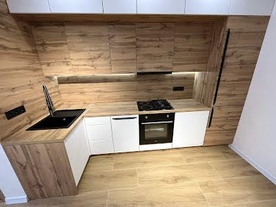 квартира по адресу с. Софиевская борщаговка, Свободы ул., 5С