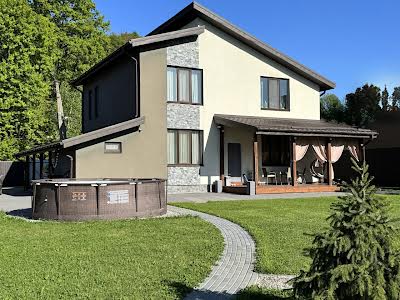 дом по адресу с. Хотов, Киевская ул., 5