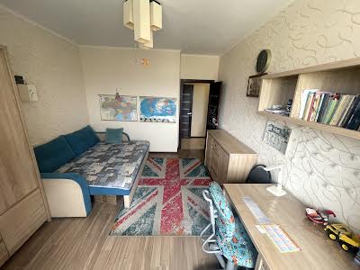 квартира за адресою Київ, Юрія Шумського вул., 5