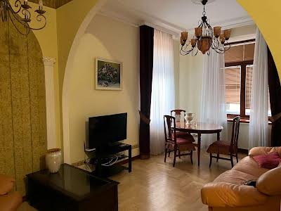 квартира по адресу Лисенка ул., 8