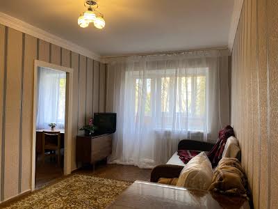 квартира за адресою Ольжича вул., 4