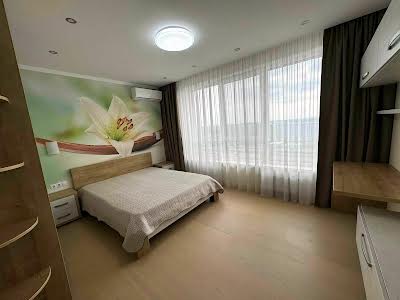 квартира за адресою Зарічна вул., 1-В