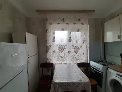квартира за адресою Богатирська вул., 8