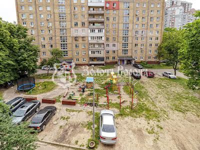 квартира по адресу Новоукраинская ул., 1/3