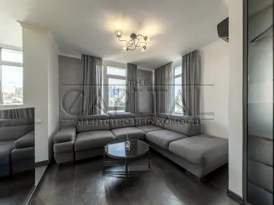 квартира за адресою Джона Маккейна вул. (Івана Кудрі), 7