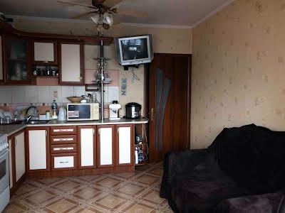 квартира за адресою Федора Ернста вул., 12