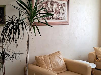 квартира за адресою Мілютенка вул., 17А