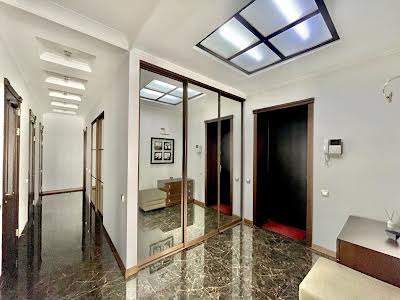 квартира по адресу Ирининская ул., 5