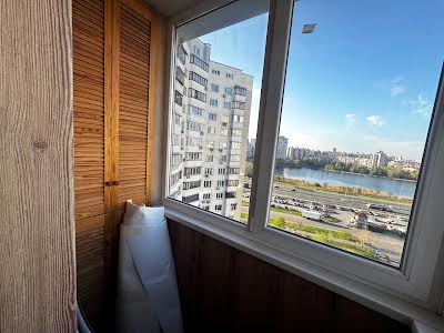 квартира за адресою Київ, Миколи Бажана просп., 24/1